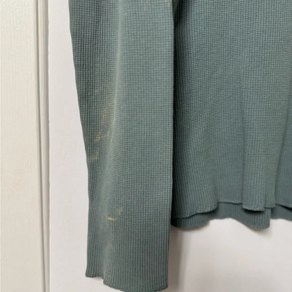 Sundance Henley, top, L, blue/gray, V-neck with 6 buttons, long sleeved Like new - Picture 2 of 9